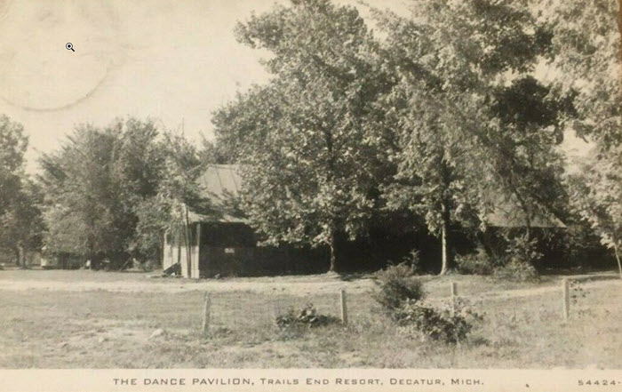 Trails End Resort Dance Pavillion - Old Postcard Of Trails End Resort Pavillion